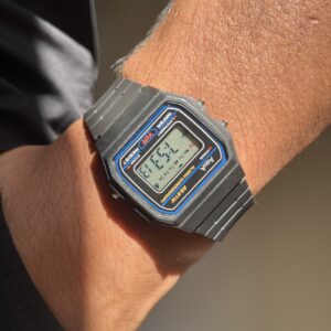 ساعت مچی دیجیتال کیو اند کیو